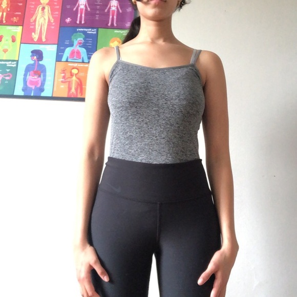 Grey tank top - Picture 2 of 3